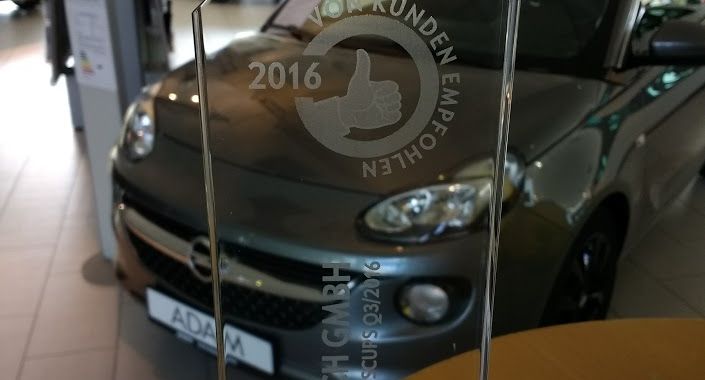 Asbach gewinnt den Opel Weiterempfehlungscup